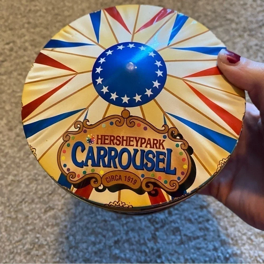 Vintagee Hersheypark Carrousel Metal Tin Can Container Storage